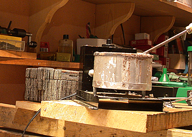 Showing dipper floating on the melt